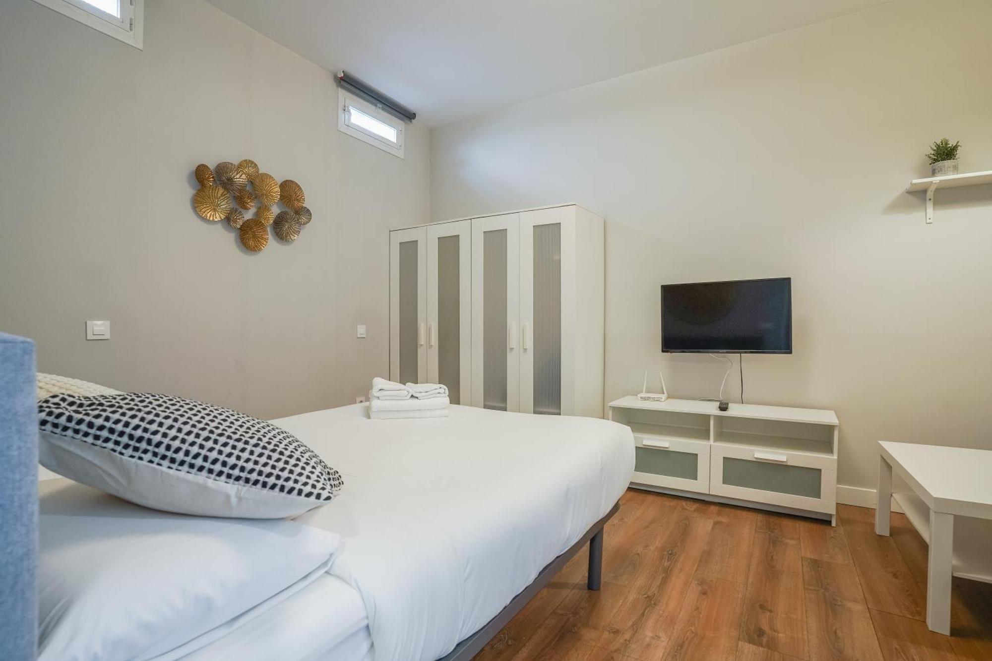 Cozy Apartment-1Bedroom 1Bathroom-Lavapies مدريد المظهر الخارجي الصورة