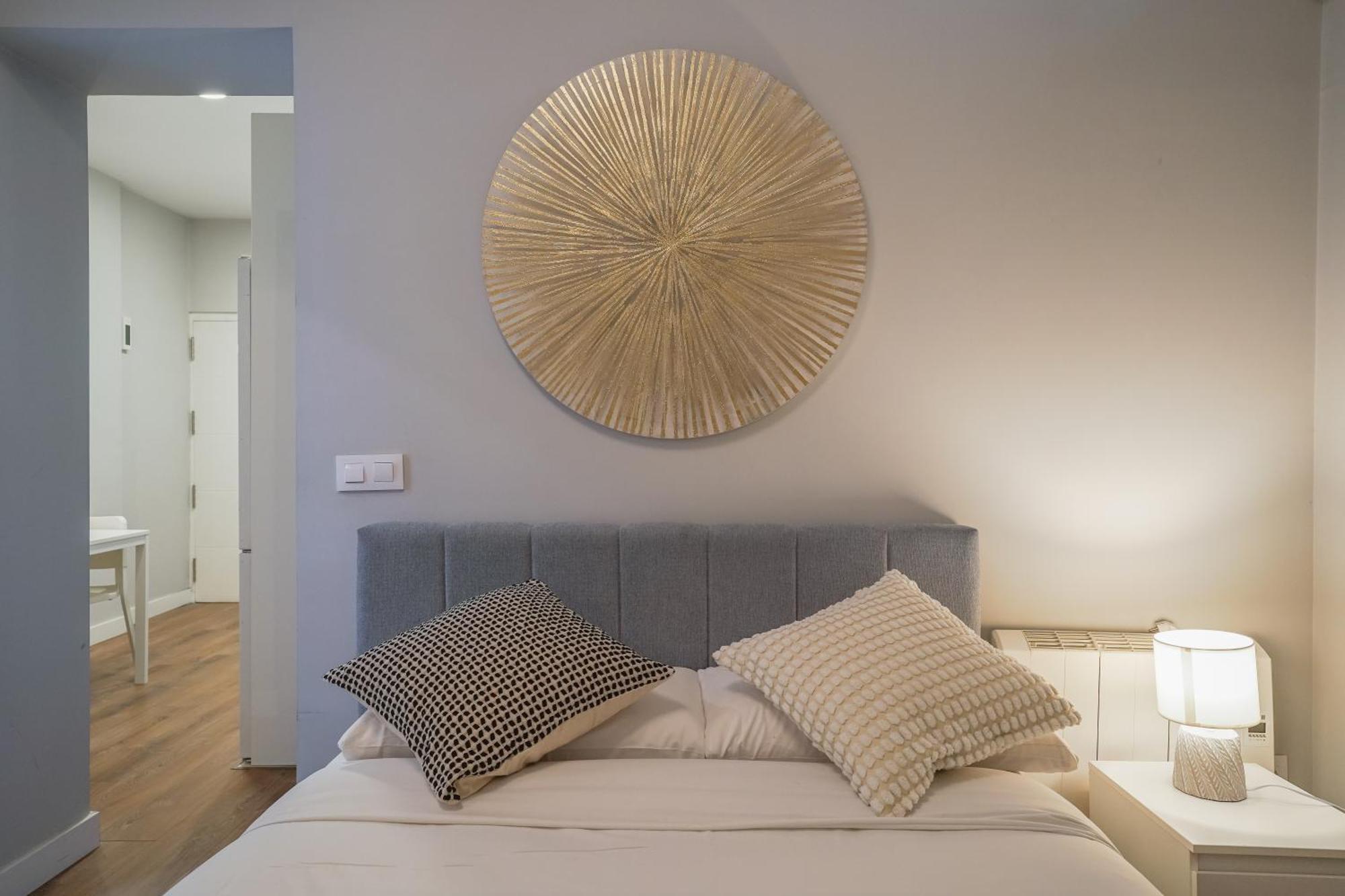 Cozy Apartment-1Bedroom 1Bathroom-Lavapies مدريد المظهر الخارجي الصورة