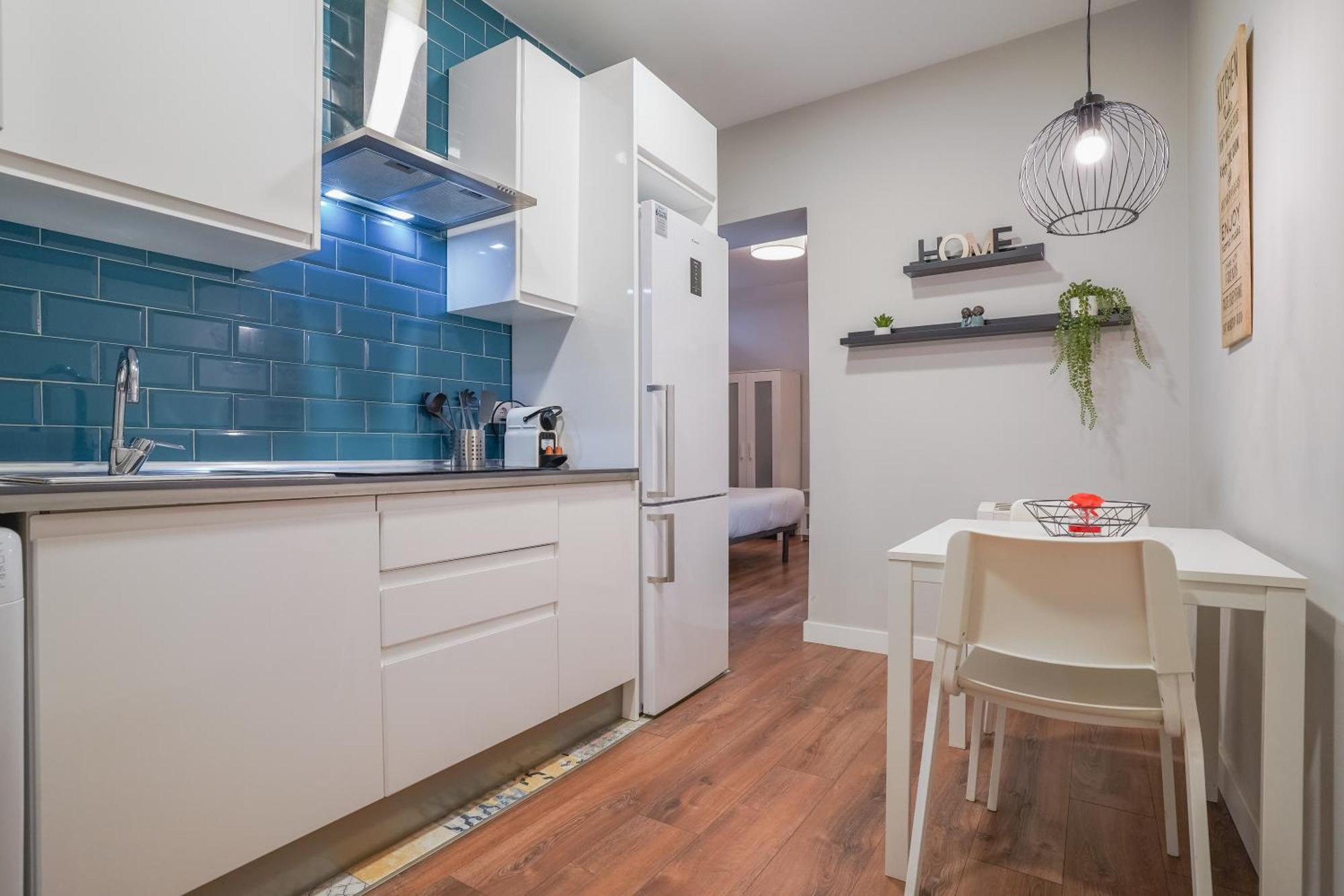 Cozy Apartment-1Bedroom 1Bathroom-Lavapies مدريد المظهر الخارجي الصورة